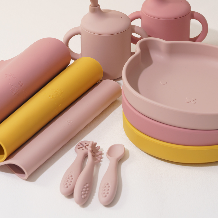 8PCS Silicone Baby Feeding Set - Baby Food Table recensie en prijs